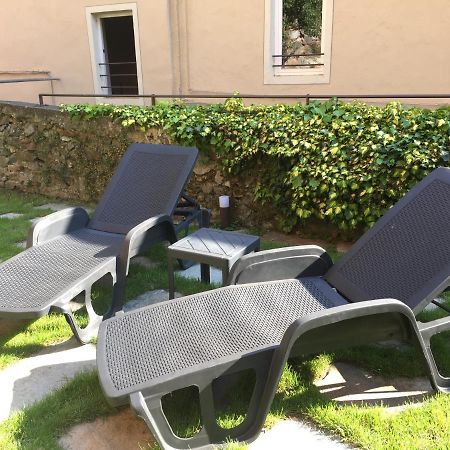 Domus Leydi Apartment Ivrea Bagian luar foto