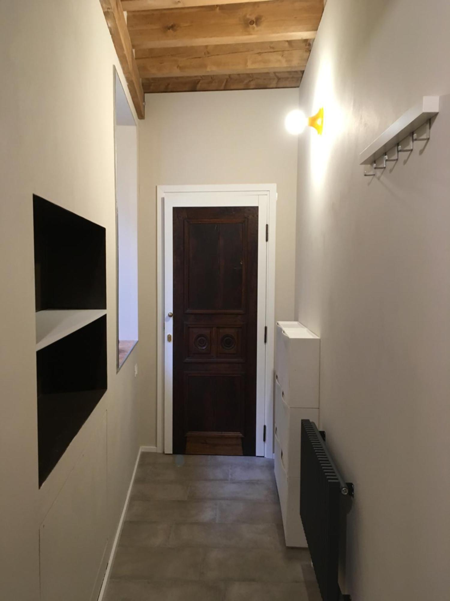 Domus Leydi Apartment Ivrea Bagian luar foto