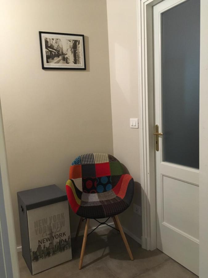 Domus Leydi Apartment Ivrea Bagian luar foto