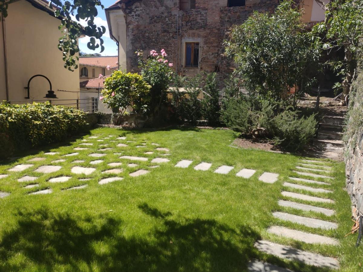 Domus Leydi Apartment Ivrea Bagian luar foto