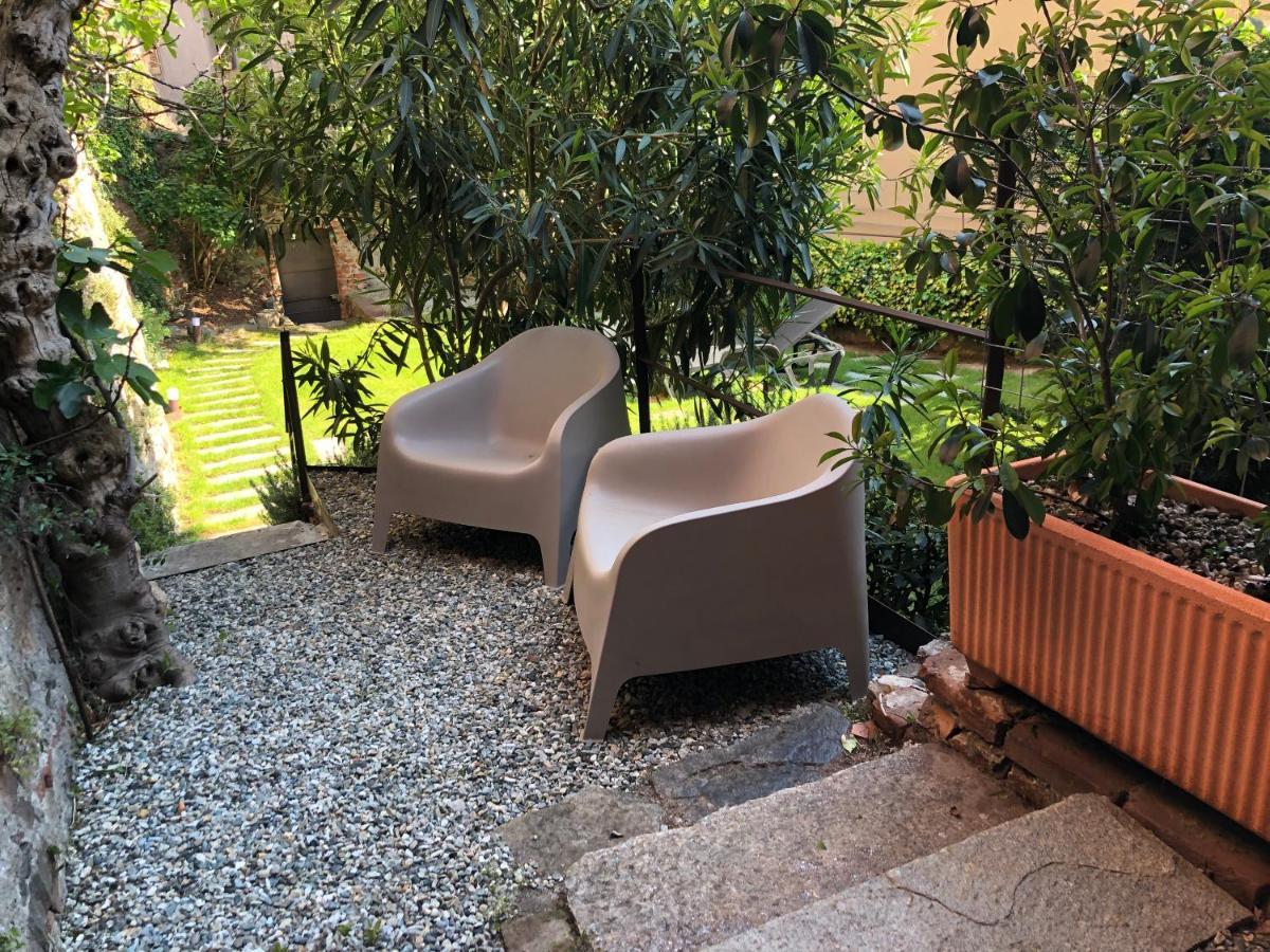 Domus Leydi Apartment Ivrea Bagian luar foto