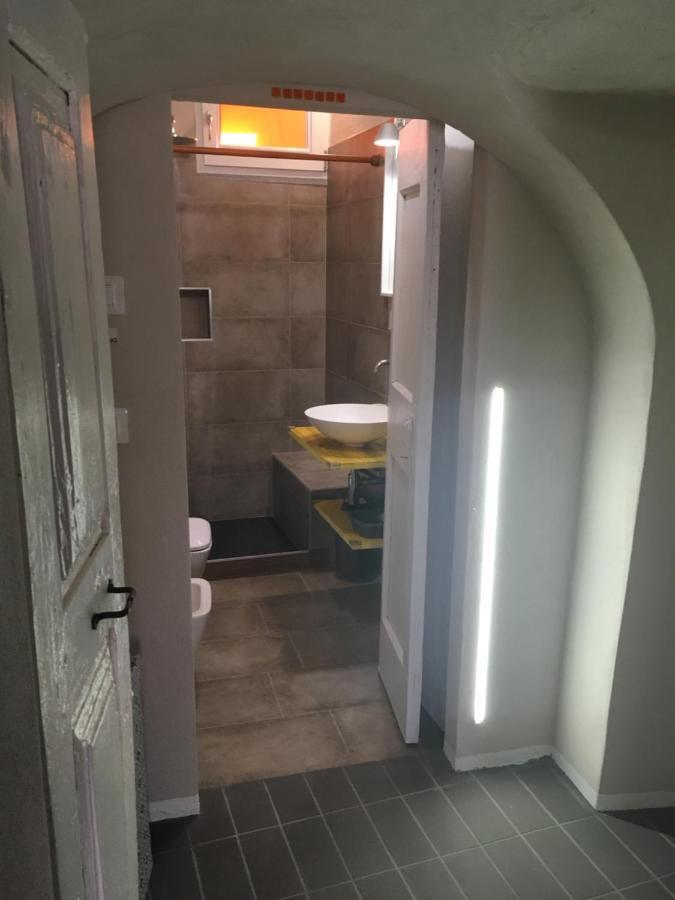 Domus Leydi Apartment Ivrea Bagian luar foto